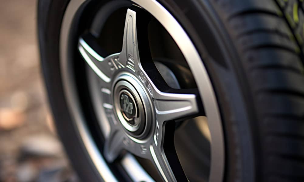 Maintenir la bonne pression dans vos pneus Guide spécifique pour les propriétaires de Toyota