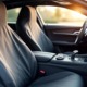 découvrez pourquoi opter pour une housse de voiture intérieure est essentiel p